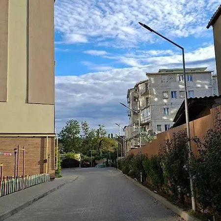 - студія Apartment *